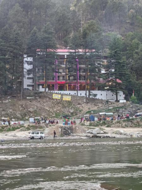 Hotel Saryal